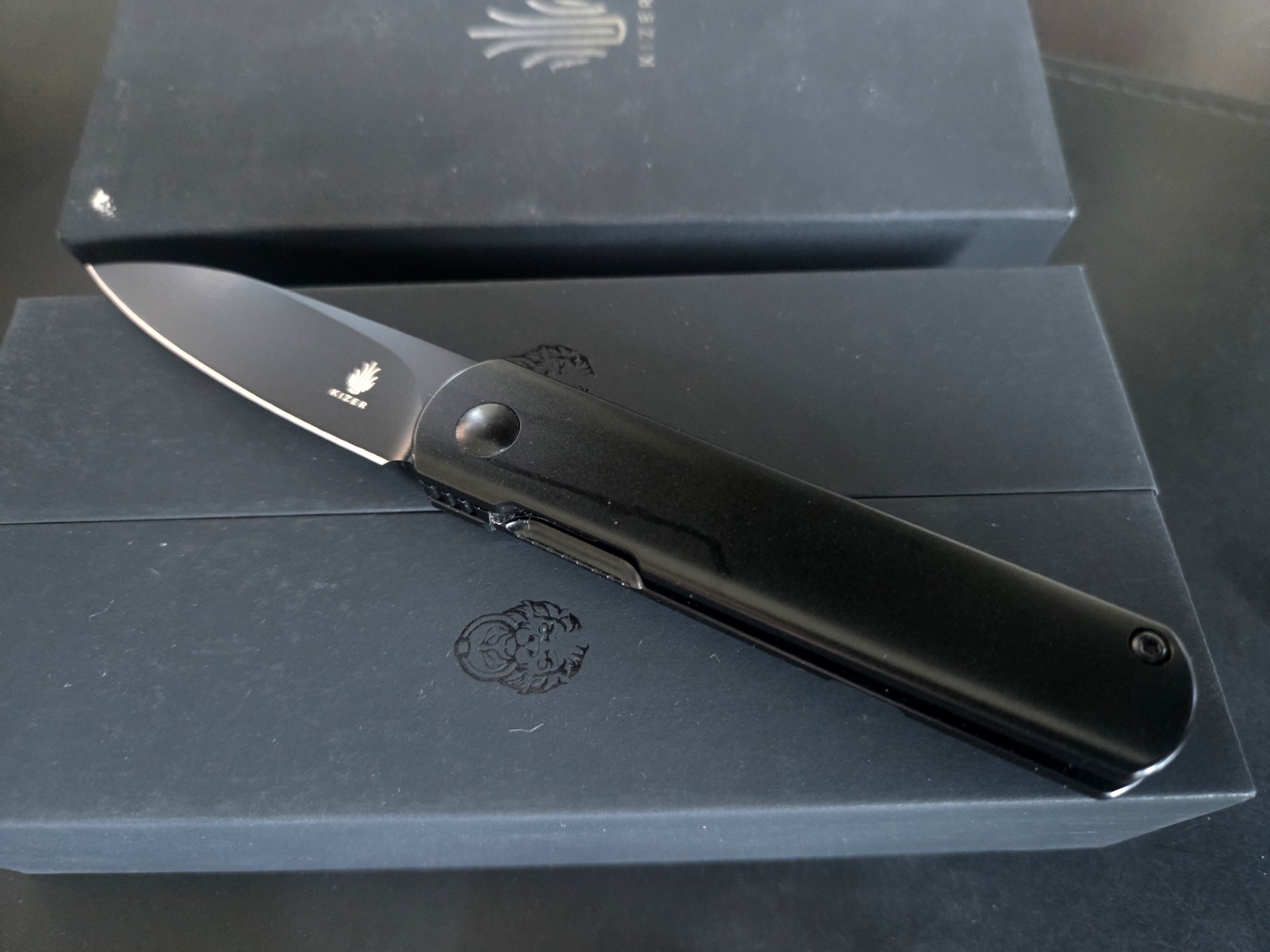 Kizer Feist